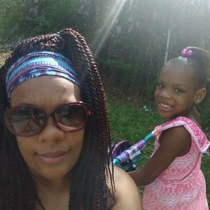 Meet your Posher, Kenera